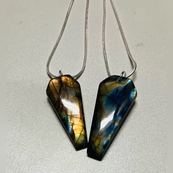 Handmade Laborite coffin necklaces - flashy, green, goth, coffin - Picture 1 of 2